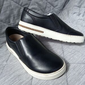 Birkenstock Oswego Women's Black Leather Slip-On Comfort Sneakers EU37/US6